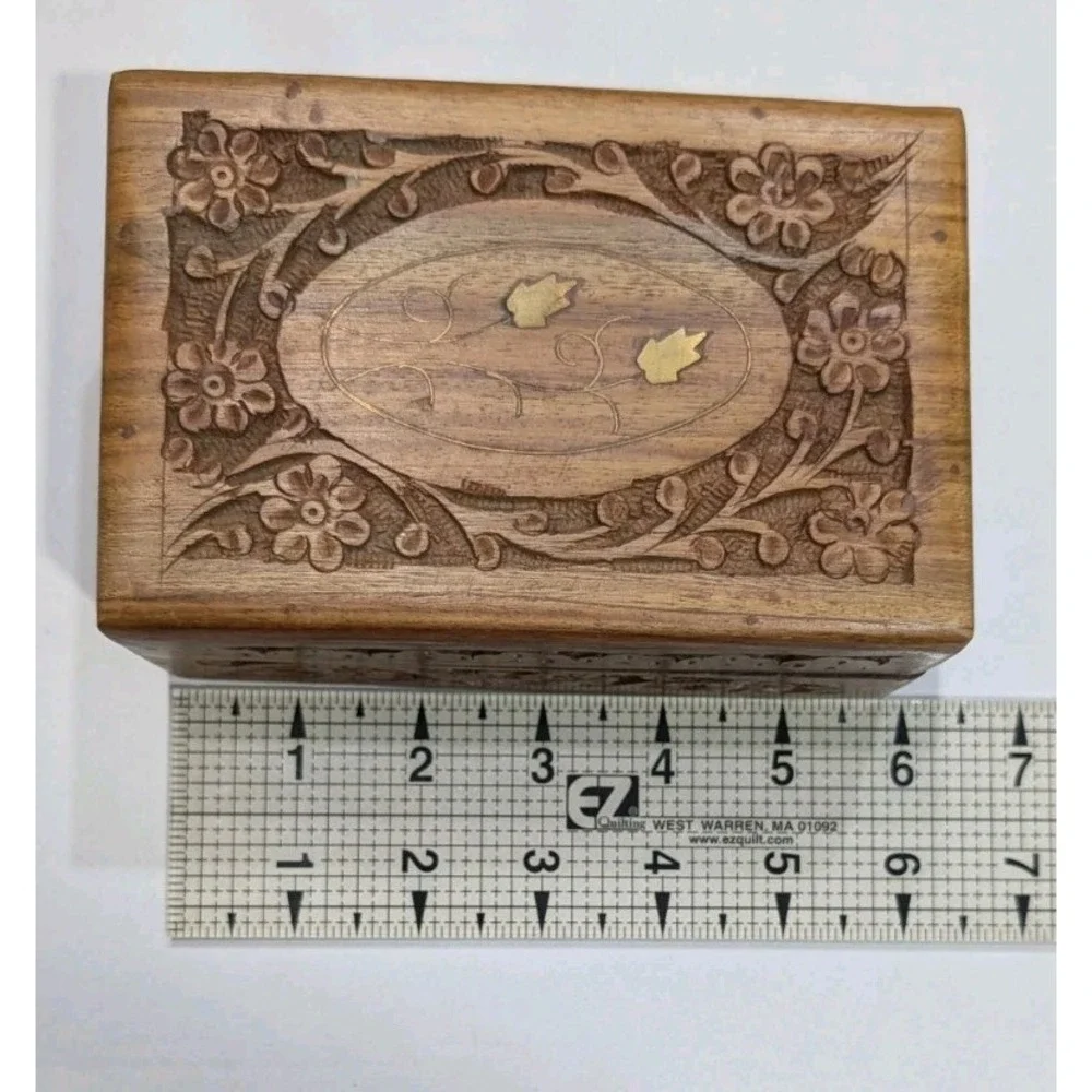 Vintage  Carved Wooden Jewelry Trinket Treasure Keepsake Inlaid 6